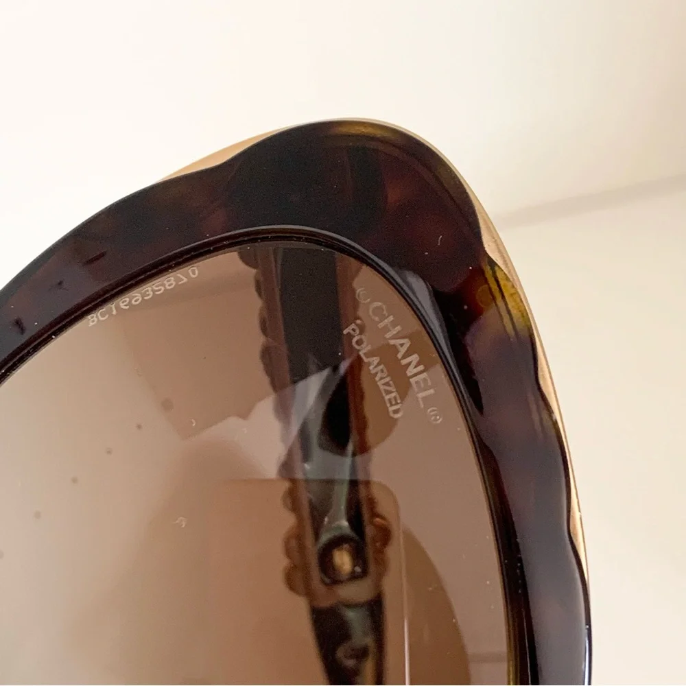 Chanel polarized special enameled gold floral sunglasses